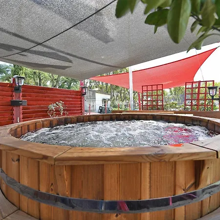 La Peniche - Bed And Bicycle - Mortes 4*