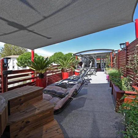 La Peniche - Bed And Bicycle - Mortes Bed & Breakfast 4*