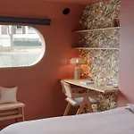 La Peniche - Bed And Bicycle - Mortes Bed & Breakfast 4*